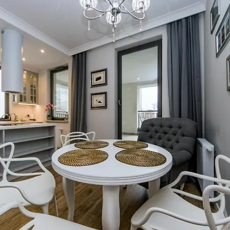 Garden Gates - Billberry * Danzig